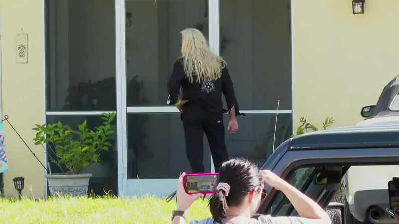 Dog the Bounty Hunter appeared at Brian Laundrie’s parents’ house on Saturday.