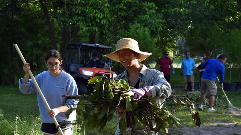 Celebrate National Public Lands Day with
PRNR staff on Sept. 23