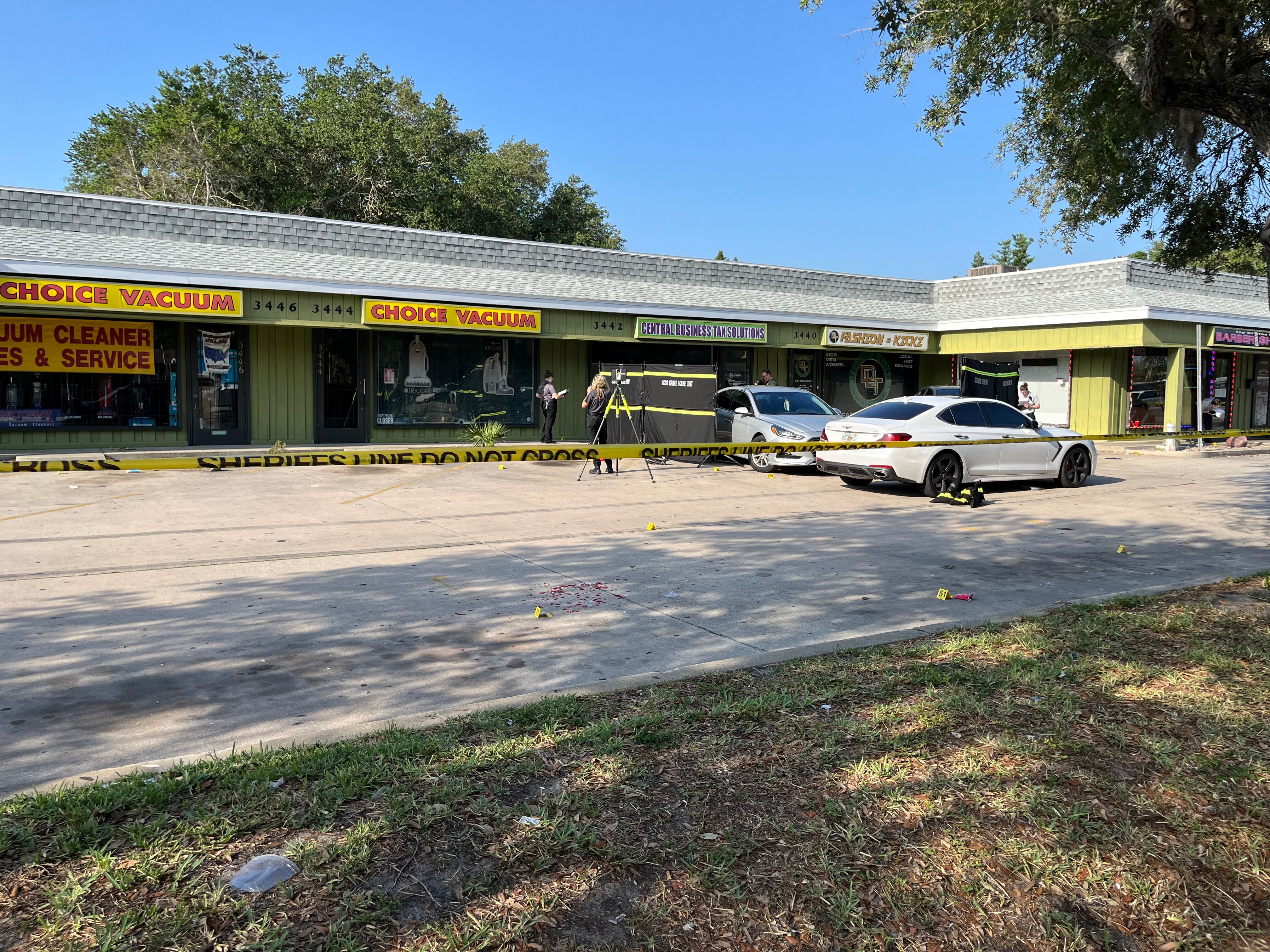 One dead in an early morning shooting in Sarasota - Vimarsana News
